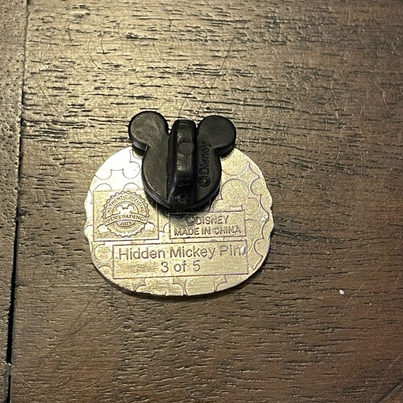 Genuine Disney Hidden Mickey Blue Macaron Macaroon Pin Wdw 2015 Wave B - Picture 2 of 4